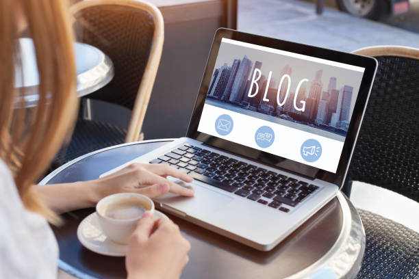 Blogging per diverse aziende e organizzazioni.